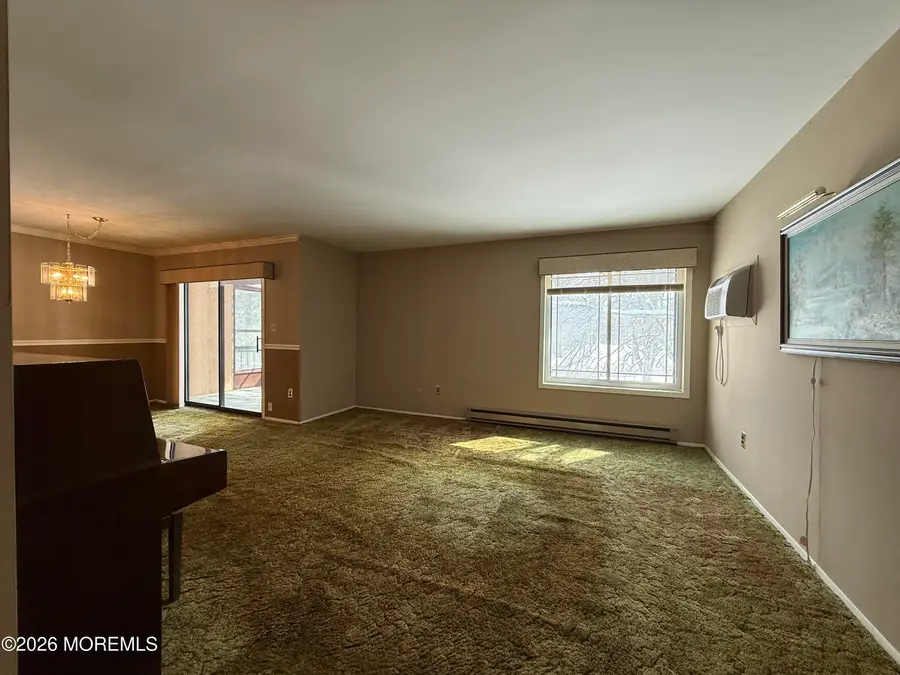 147 Amberly Drive #H, Manalapan, NJ 07726 - #2