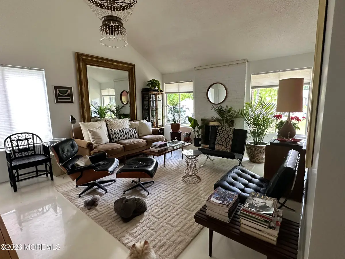 18 Liverpool Court, Jackson, NJ 08527 - #1