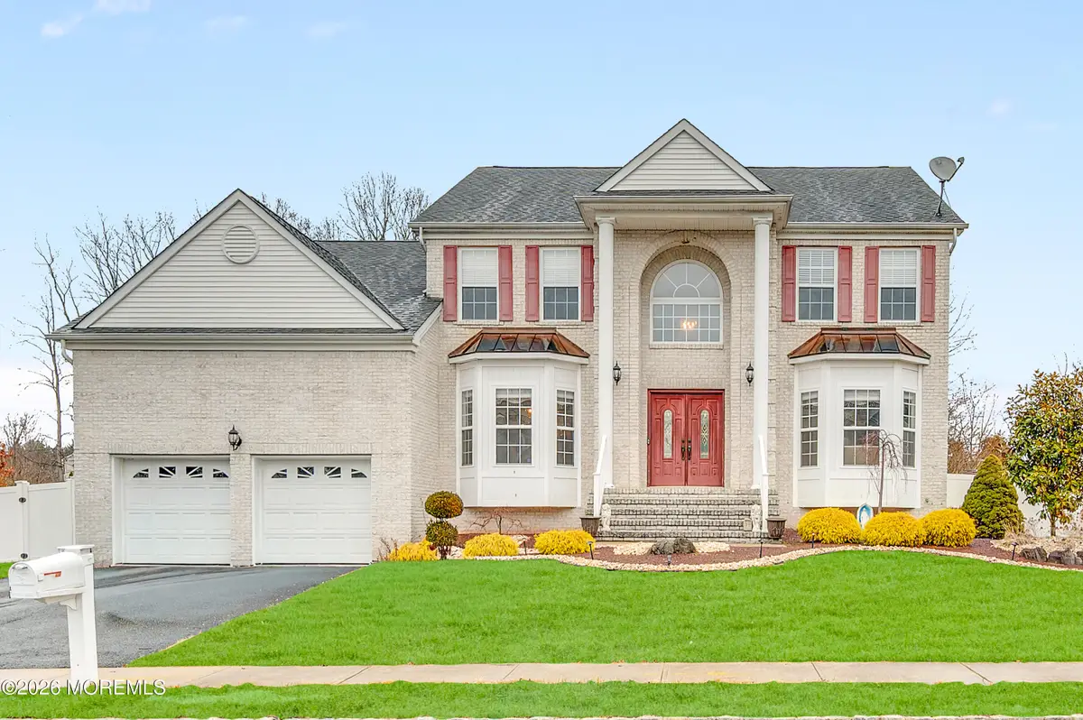 6 Reuben Court, Howell, NJ 07731 - #1