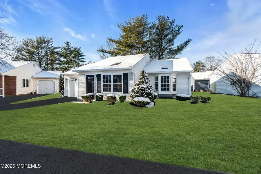 5 Jaffreyton Close, Freehold, NJ 07728 - #2