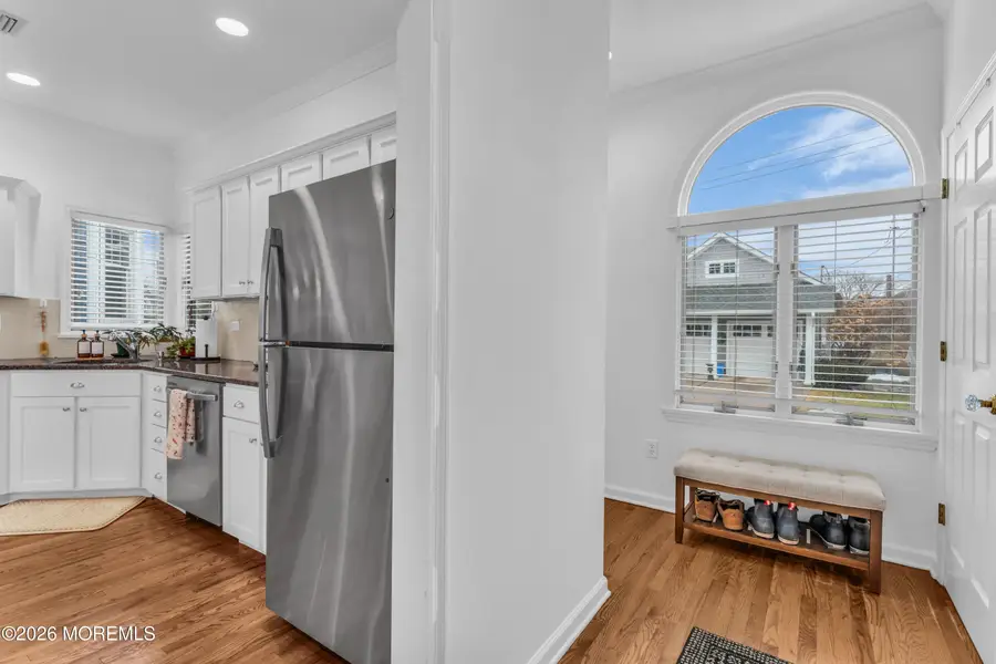 6 Cook Street, Monmouth Beach, NJ 07750 - #3
