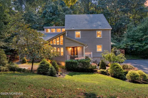 57 Reids Hill Road, Morganville, NJ 07751