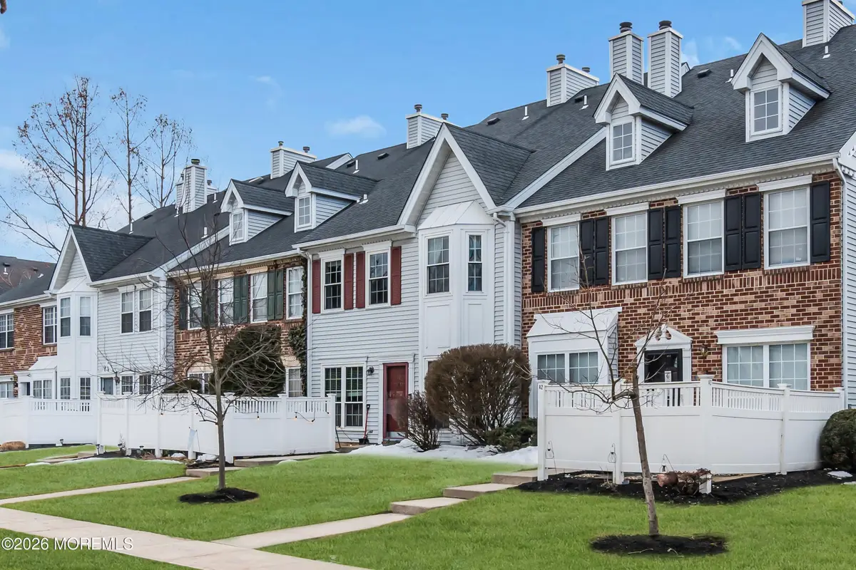 40 Kingston Run, North Brunswick, NJ 08902 - #1