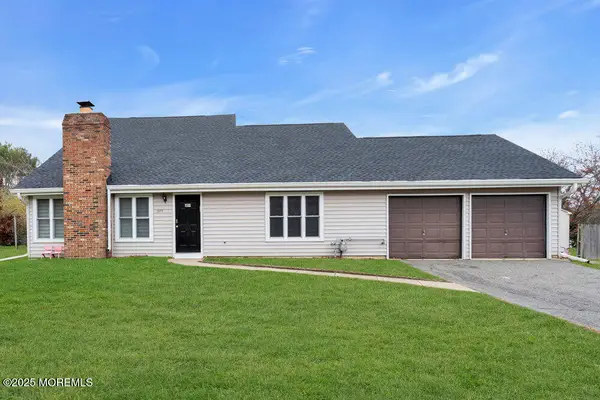 1575 Alamitos Drive, Lakewood, NJ 08701