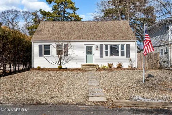 36 Bay Way, Brick, NJ 08723