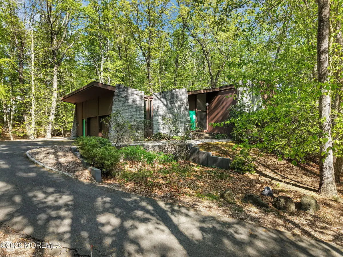 4 Glenwood Road, Colts Neck, NJ 07722 - #1