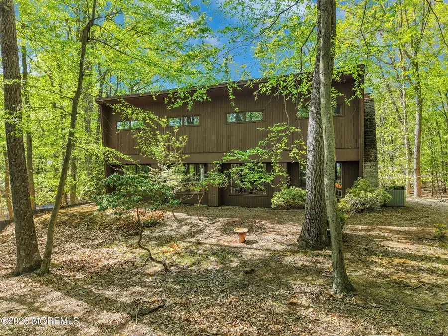 4 Glenwood Road, Colts Neck, NJ 07722 - #3