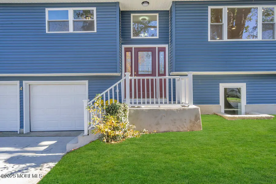 4 White Drive, Neptune, NJ 07753 - #3