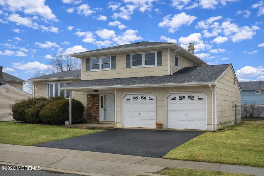 21 Sherwood Road, Parlin, NJ 08859 - #2