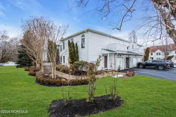 380 Deuce Drive, Wall, NJ 07719