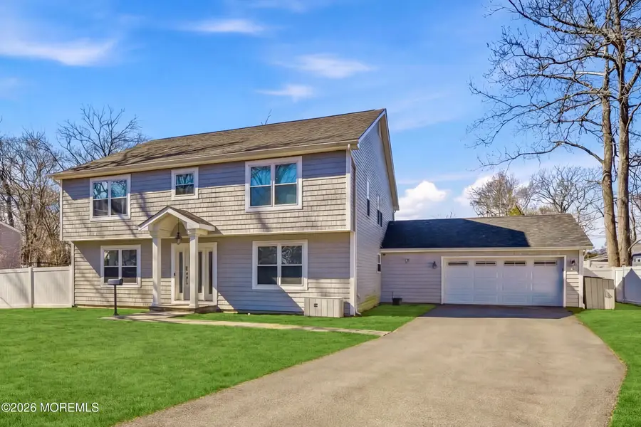 232 Woodcrest Road, Oakhurst, NJ 07755 - #2