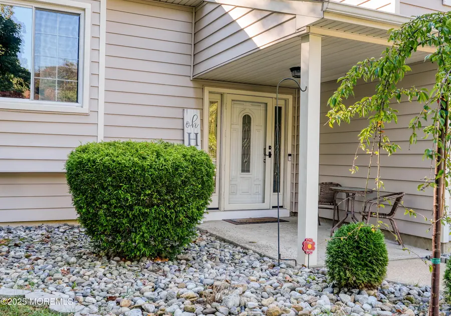 14 Cobblestone Court, Howell, NJ 07731 - #3