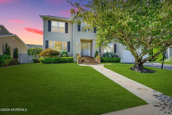 24 Abraham Drive, Howell, NJ 07731