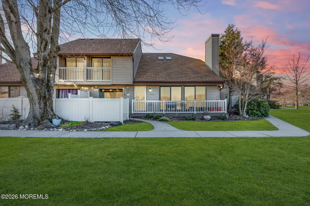 14 Cotswold Circle #8, Ocean, NJ 07712 - #1