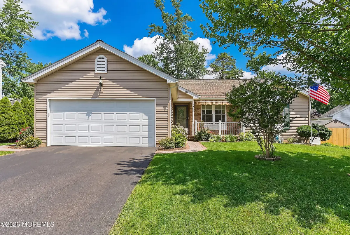 112 Gunwale Road, Manahawkin, NJ 08050 - #1