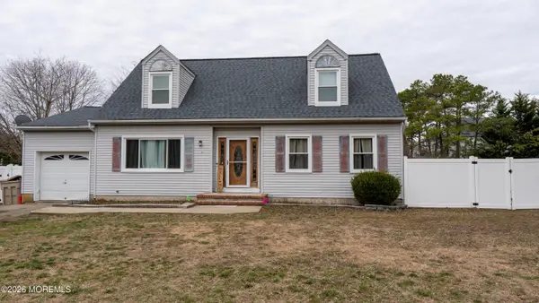 484 Woodhaven Boulevard, Bayville, NJ 08721