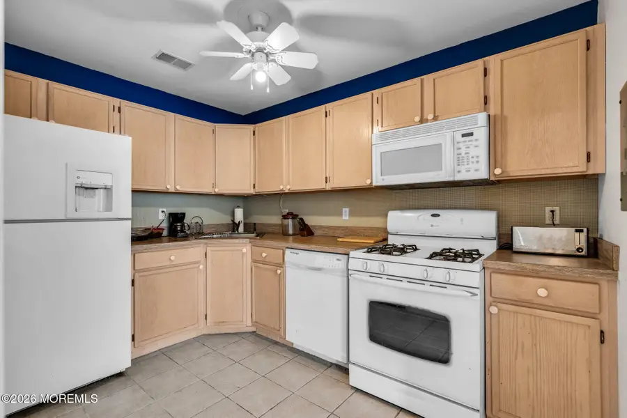 158 Harlequin Glade, Bayville, NJ 08721 - #3