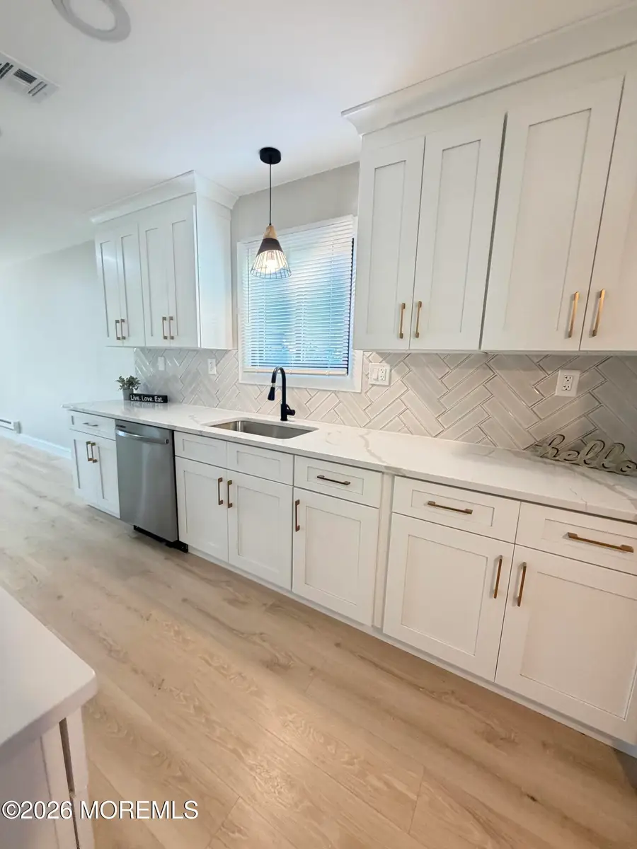 81 Amberly Drive #B, Manalapan, NJ 07726 - #3