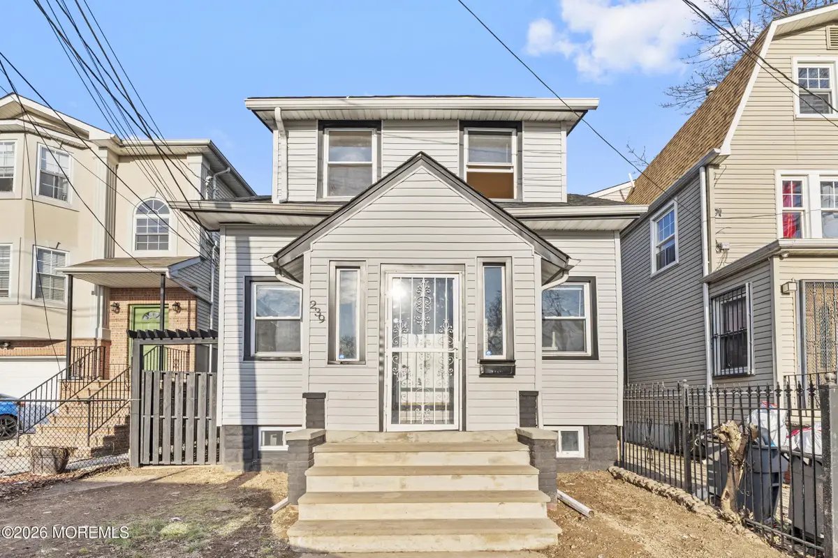 239 19th Street, Newark, NJ 07103 - #1