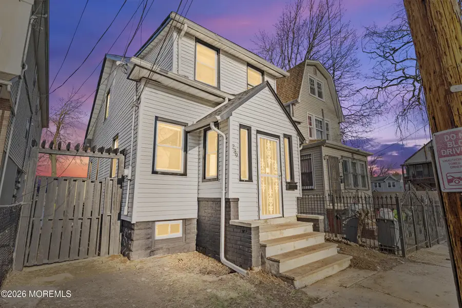 239 19th Street, Newark, NJ 07103 - #2