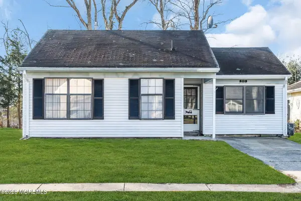 215 Lexington Drive, Little Egg Harbor, NJ 08087