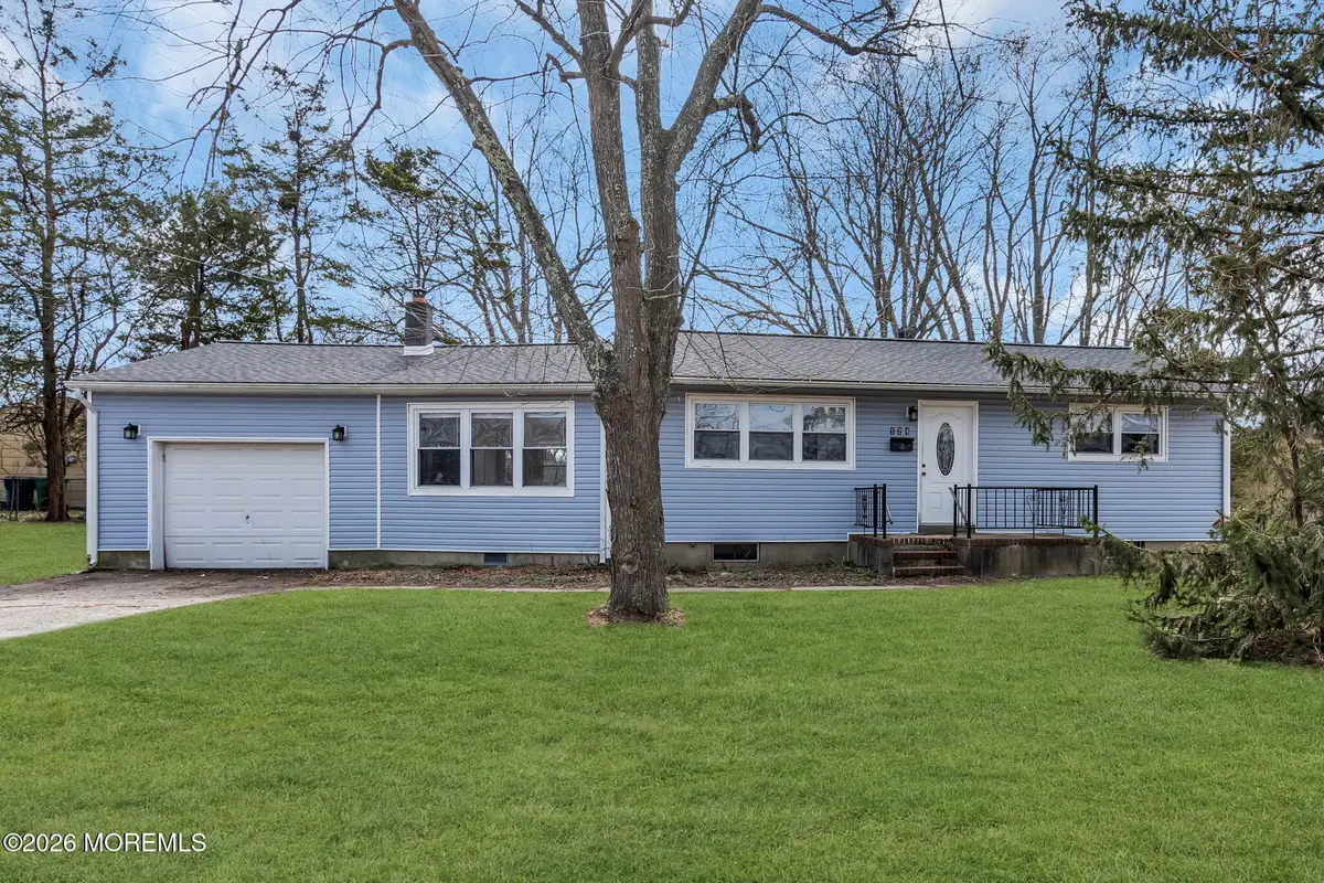 124 Dittmar Drive, Toms River, NJ 08757 - #1