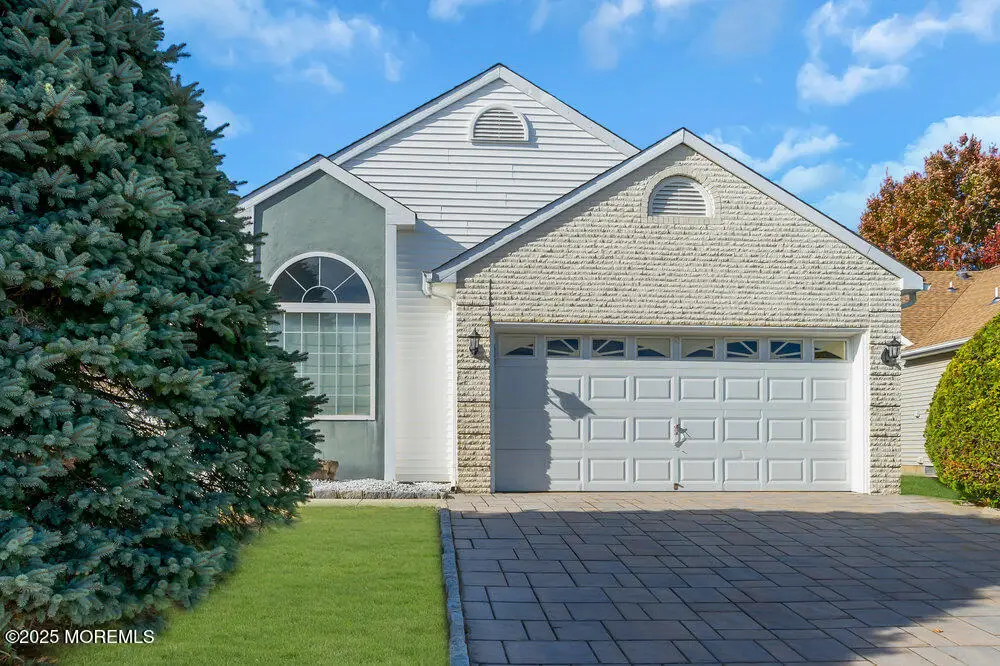 8 Newbury Court, Toms River, NJ 08757 - #1