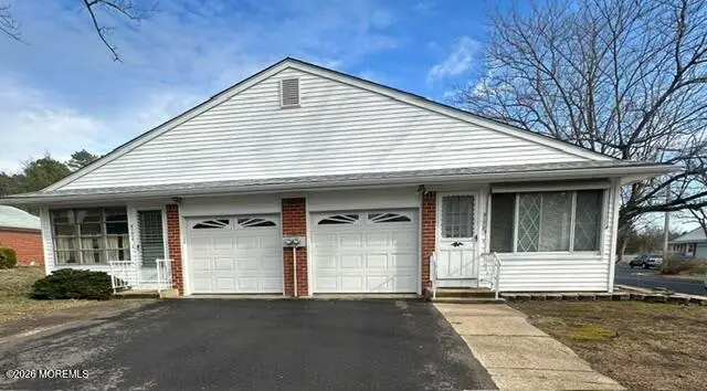 517 B Lilac Lane, Whiting, NJ 08759 - #2