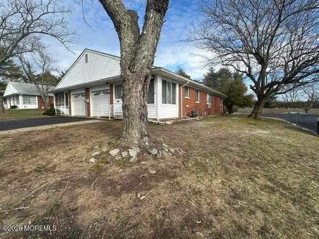 517 B Lilac Lane, Whiting, NJ 08759 - #3