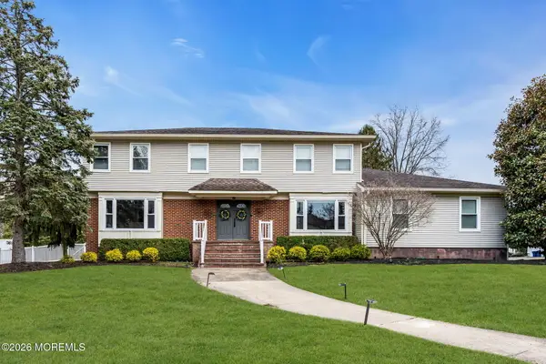 14 Hartshorne Road, Ocean Twp, NJ 07712