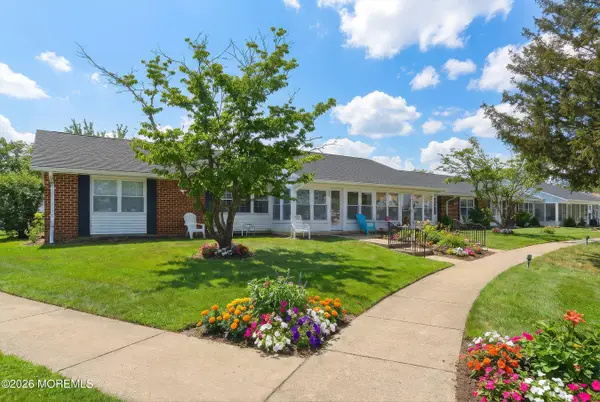 1190A Clydebank Court, Lakewood, NJ 08701