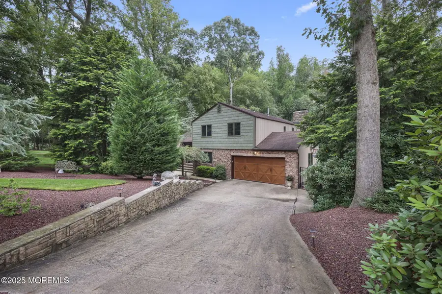 72 Fox Chase Court, Freehold, NJ 07728 - #3