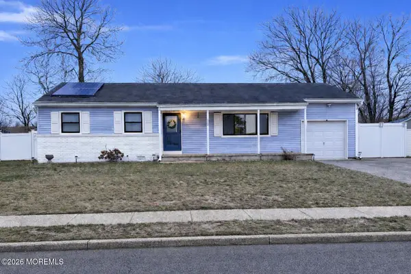 1233 Audubon Drive, Toms River, NJ 08753