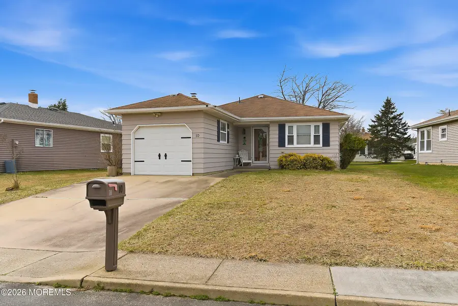 10 Abaco Street, Toms River, NJ 08757 - #2