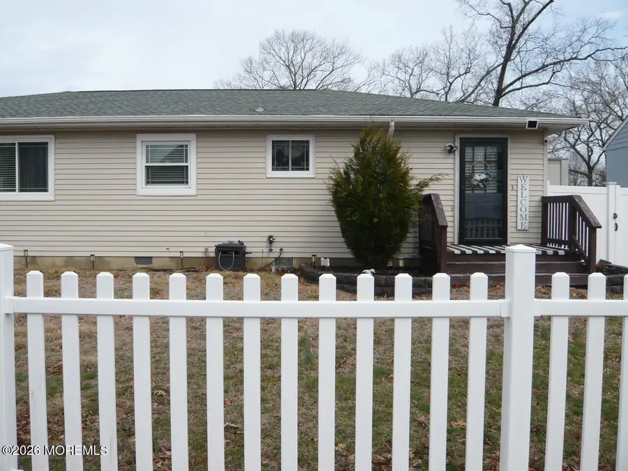 521 Garfield Avenue, Toms River, NJ 08753 - #2