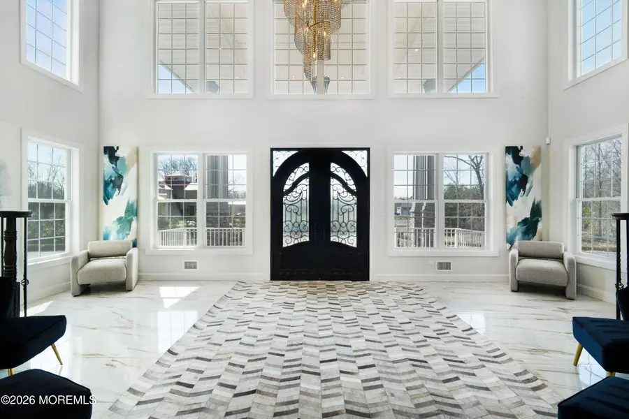 6 Parker Court, Millstone, NJ 08510 - #3