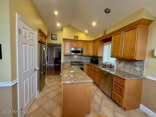 16 Caldwell Terrace, Marlboro, NJ 07746 - #3