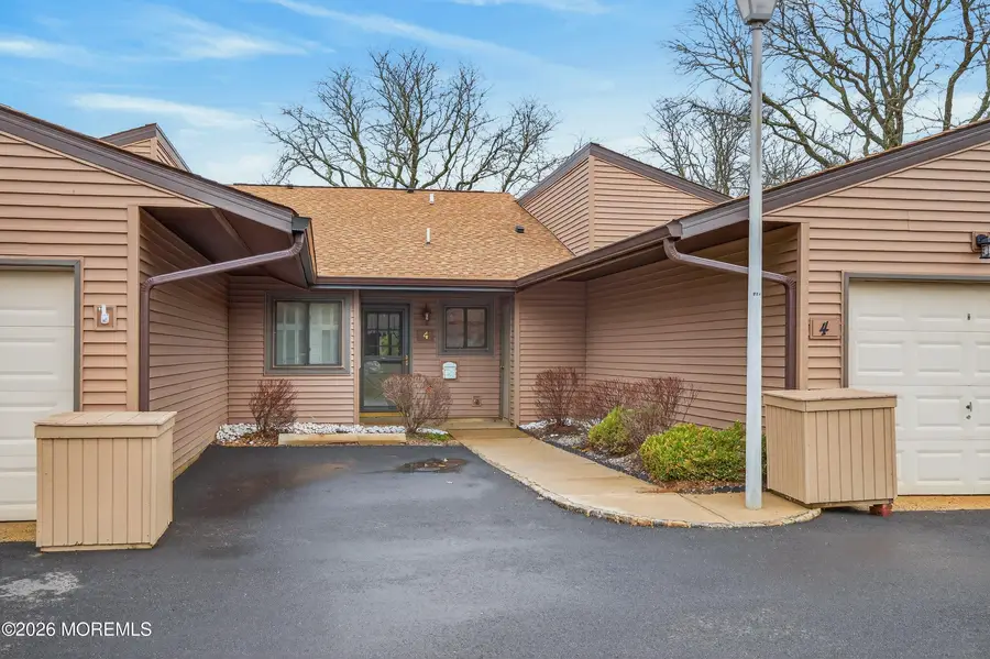 4 Friendship Court, Red Bank, NJ 07701 - #2