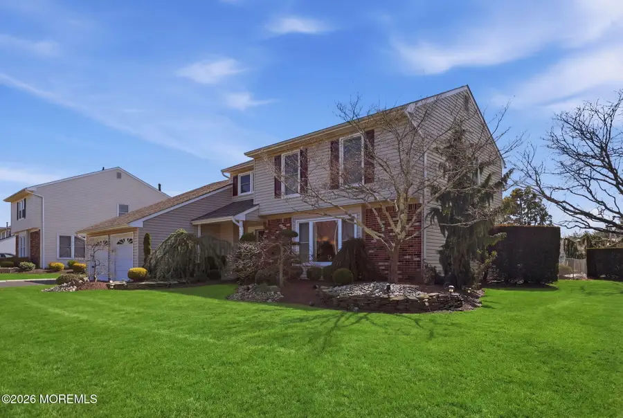 29 Alexandria Drive, Manalapan, NJ 07726 - #2