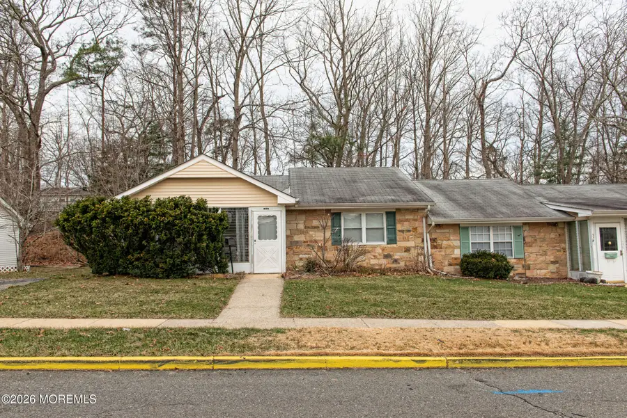 31 A Poinsettia Court, Lakewood, NJ 08701 - #2