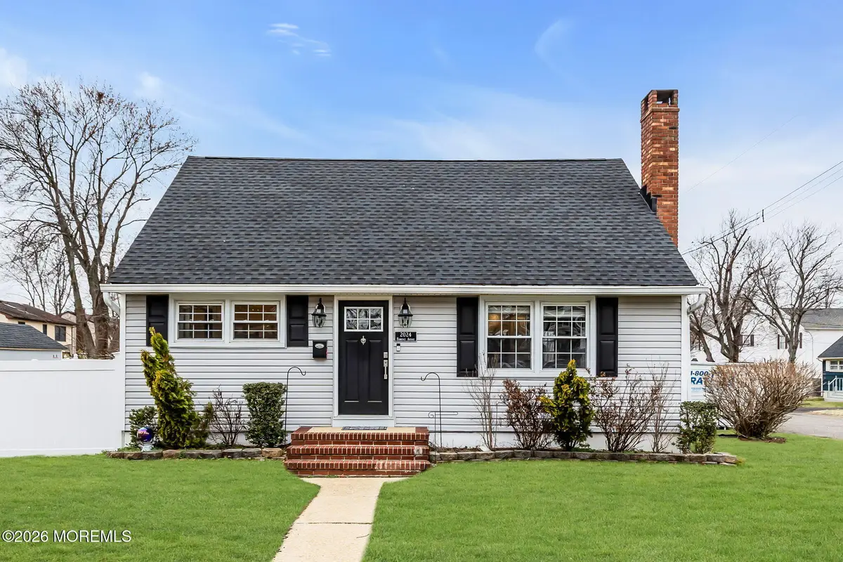 2024 Florence Avenue, Hazlet, NJ 07730 - #1