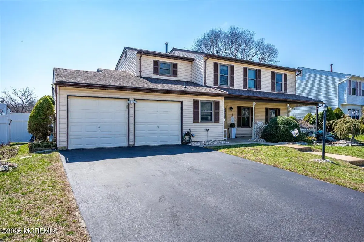 11 Quailtree Lane, Howell, NJ 07731 - #1