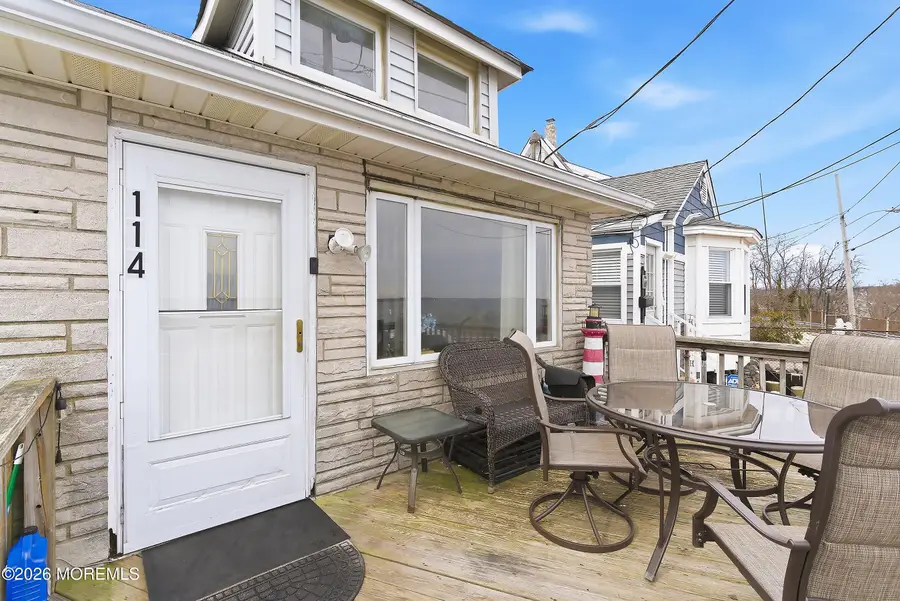 114 Shoreland Circle, Laurence Harbor, NJ 08879 - #2
