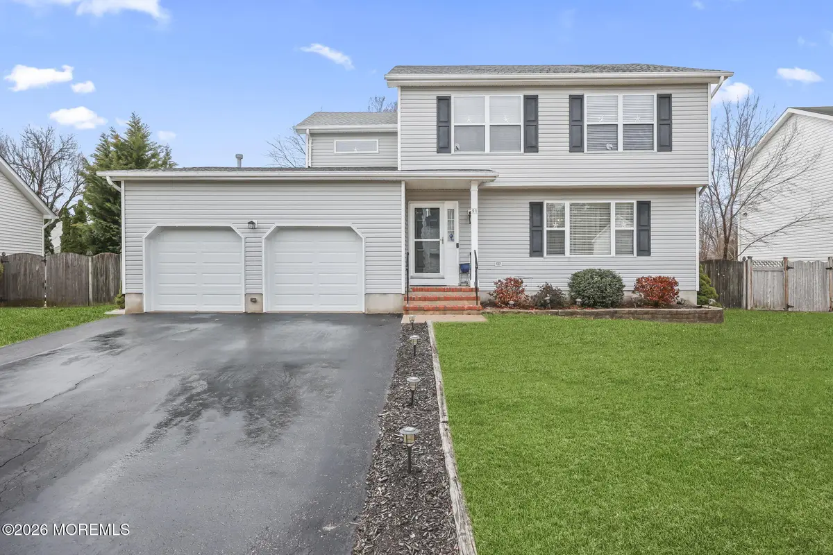 51 Deborah Lane, Howell, NJ 07731 - #1