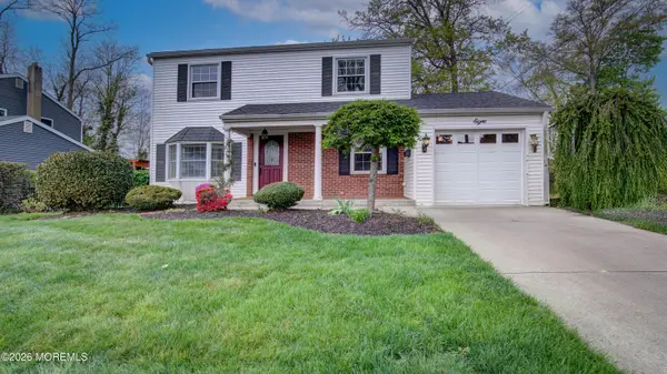 8 Brentwood Avenue, Freehold, NJ 07728