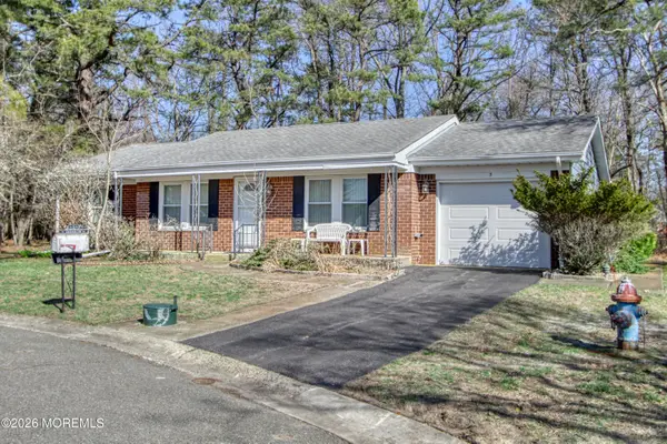 5 Wayne Court, Whiting, NJ 08759