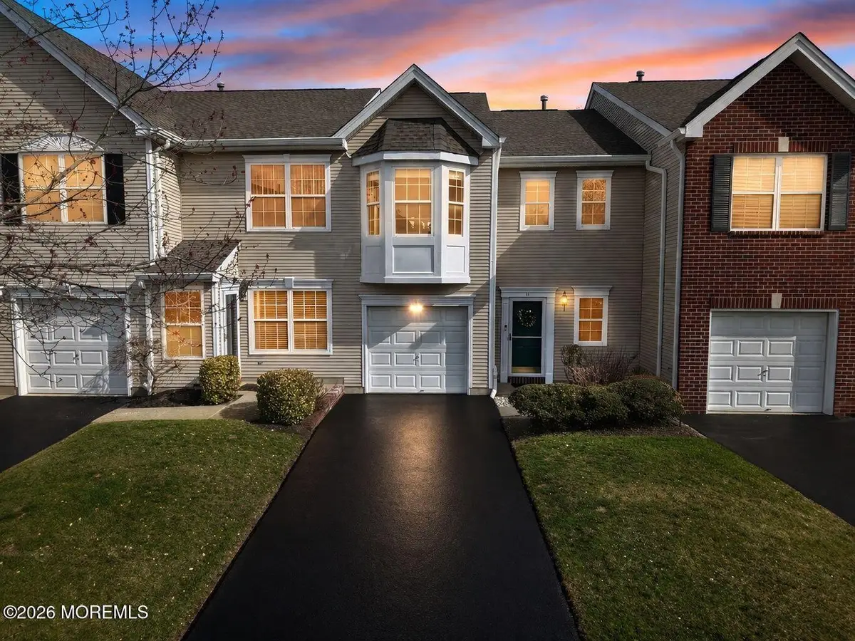 11 Decoy Lane #1000, Freehold, NJ 07728 - #1