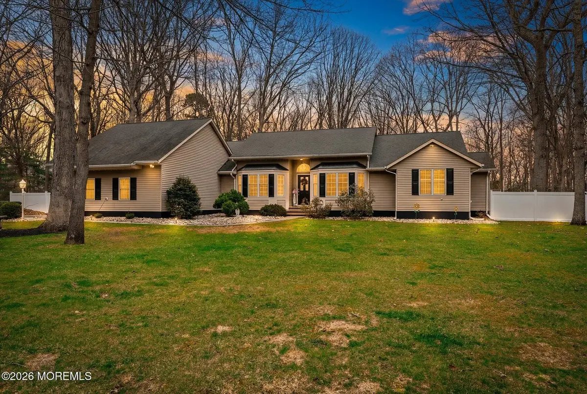5 Pin Oak Drive, New Egypt, NJ 08533 - #1