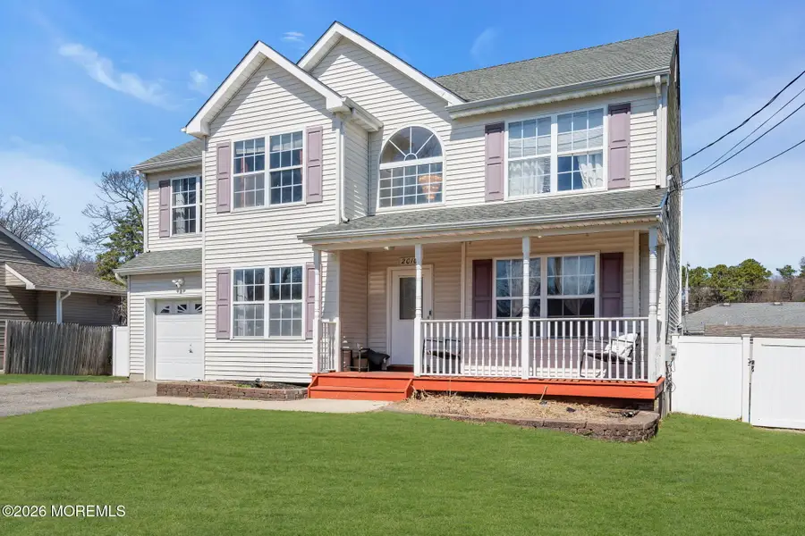 2010 Oak Dale Road, Toms River, NJ 08753 - #2