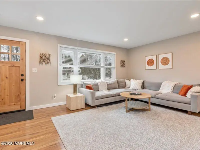 28 Spruce Drive, Shrewsbury, NJ 07702 - #3